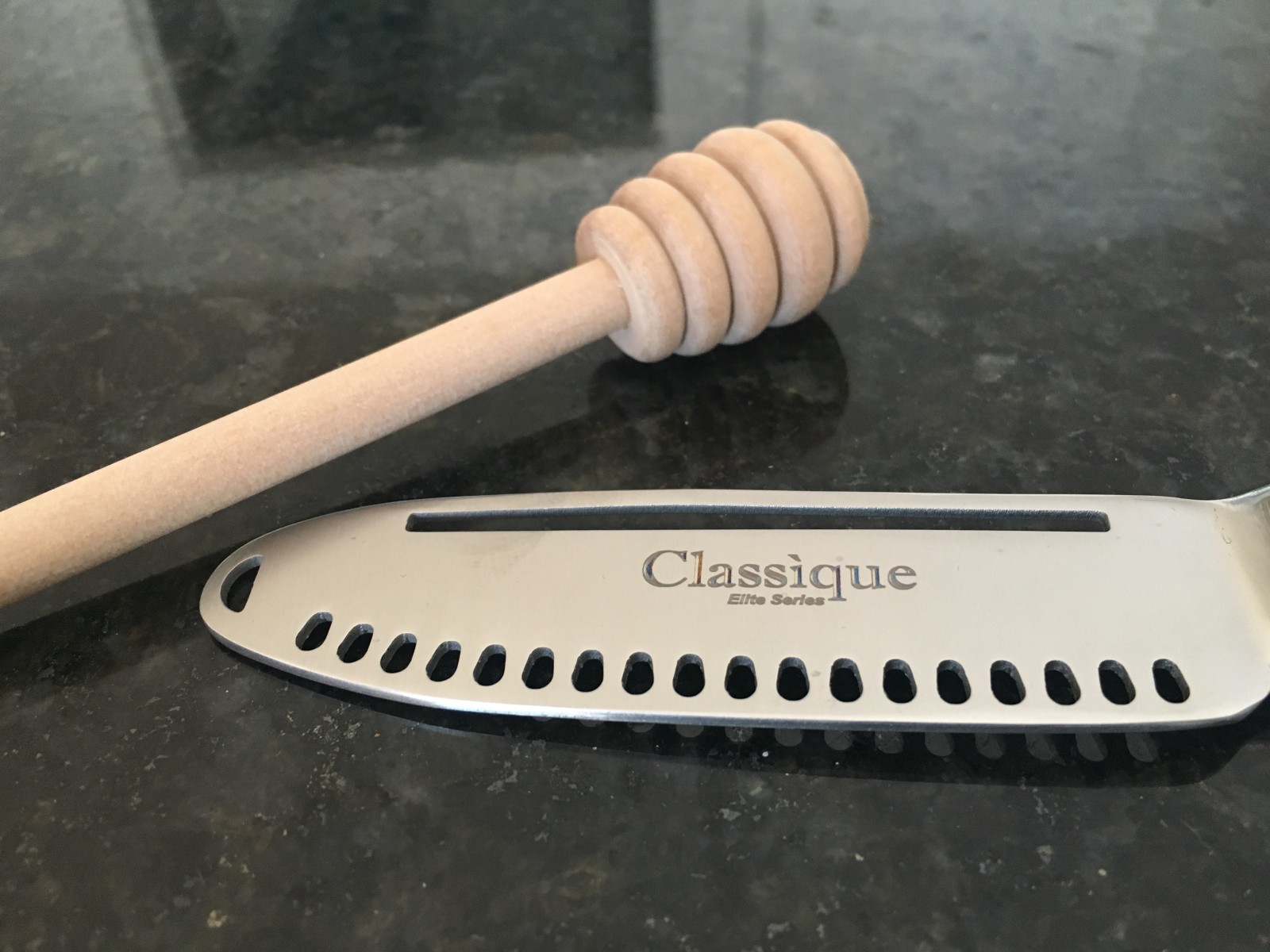 Classique Butter Knife and Honey Dipper