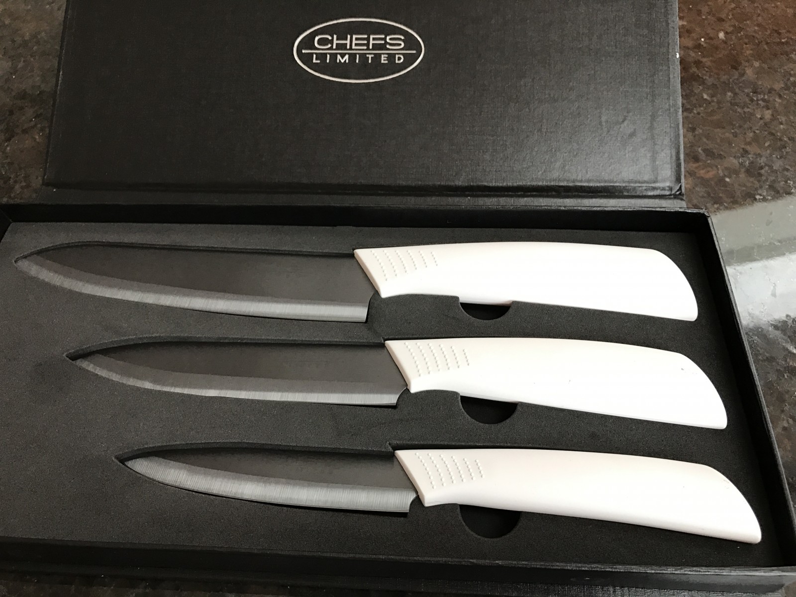 3 Piece Ceramic Knife Gift Set