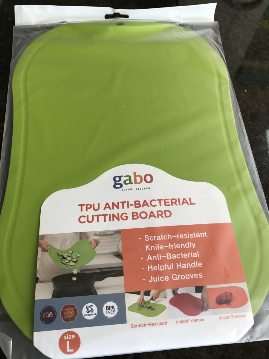 Plastic Cutting Board Review